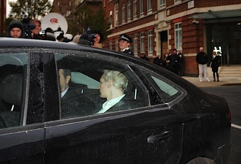 assange_304145f.jpg
